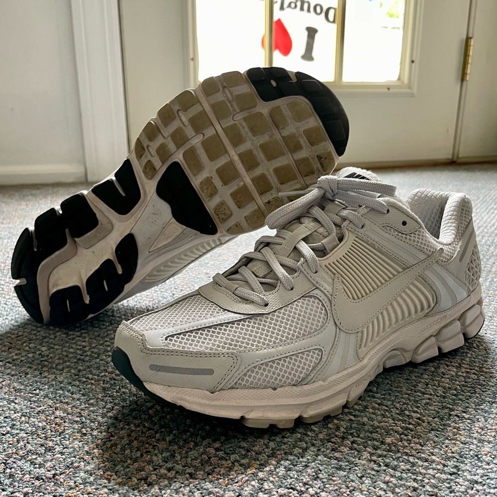 Nike Vomero 5 SP “Vast Grey”
